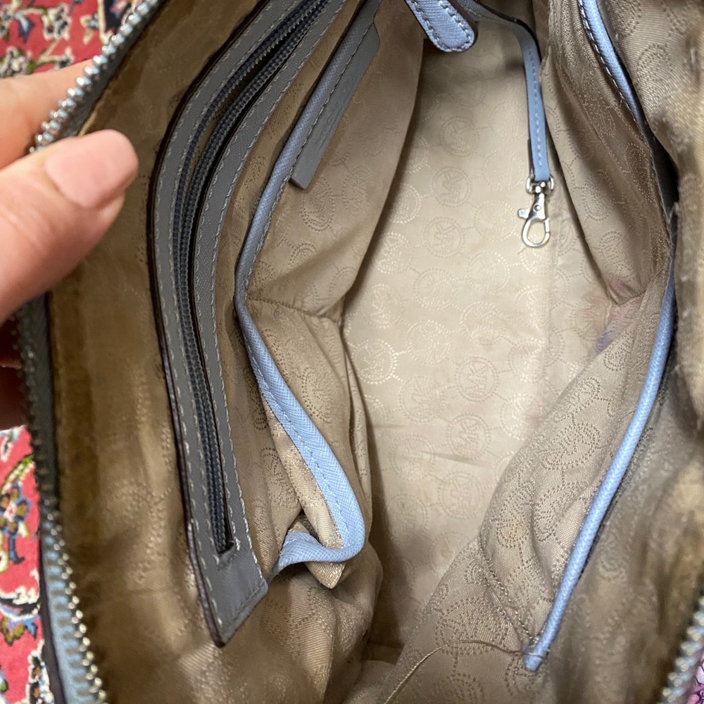 Purse - Picture 3 of 7